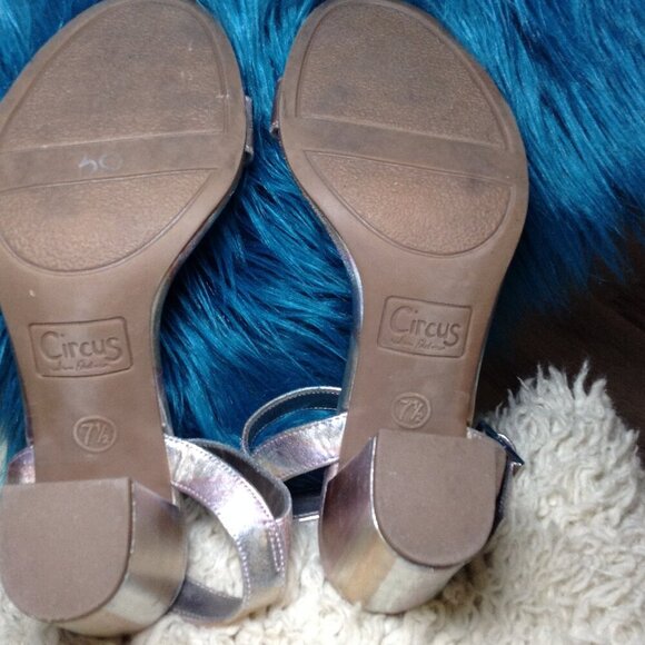 Circus by Sam Edelman; Iridescent. "7.5", Chic, Glamor, Disco, Bohemian, Sexy - Picture 5 of 5